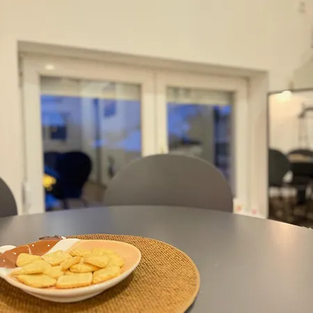 Lane Гостевой дом *