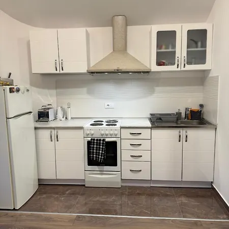 Lane Гостевой дом Белград