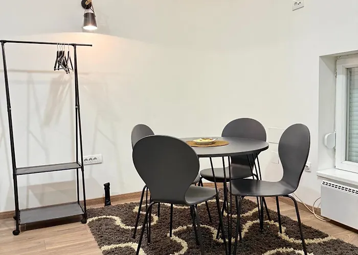 Lane Konukevi Belgrad